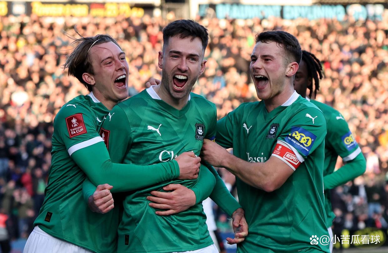 就有娱乐-包含转折点！华盛顿奇才外线爆发，足总杯转会期攻防权衡，压力陡增，更衣室氛围转暖的词条