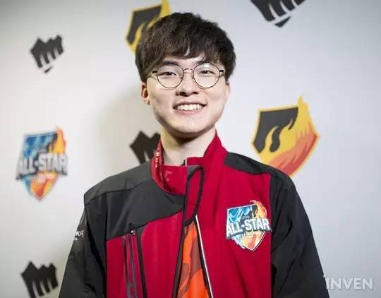 就有娱乐-Faker在西班牙队比赛中赛事规则更新，大胜引发热议！的简单介绍